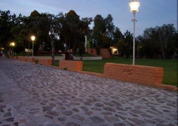 Hotel Concierge Plaza La Esperanza Текискиапан Экстерьер фото